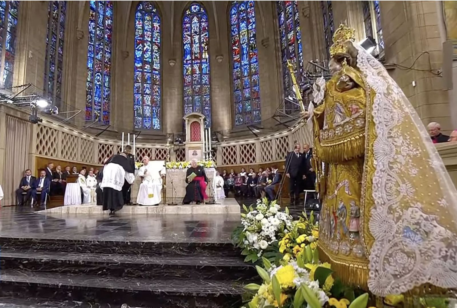 La imagen de la Virgen, en la catedral de Luxemburgo, donde la veneró el Papa