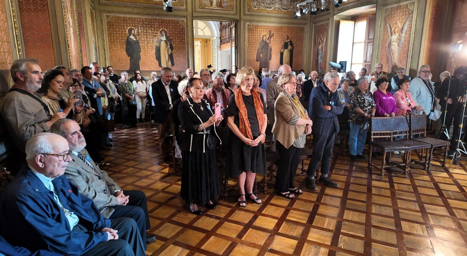 Un recorrido por el edificio que ocuparon los trabajadores de la Vicaría