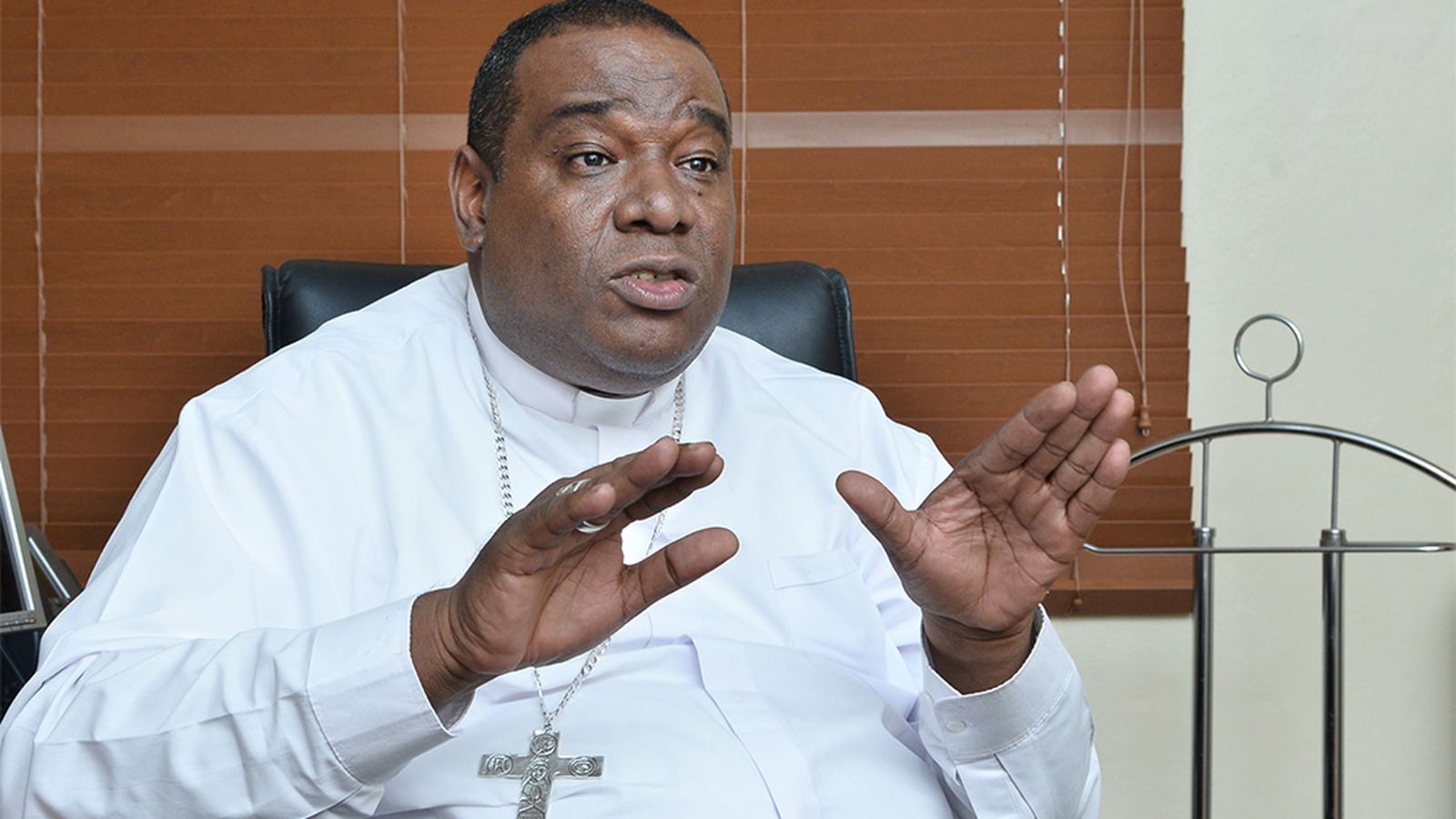 Obispo Jesús Castro