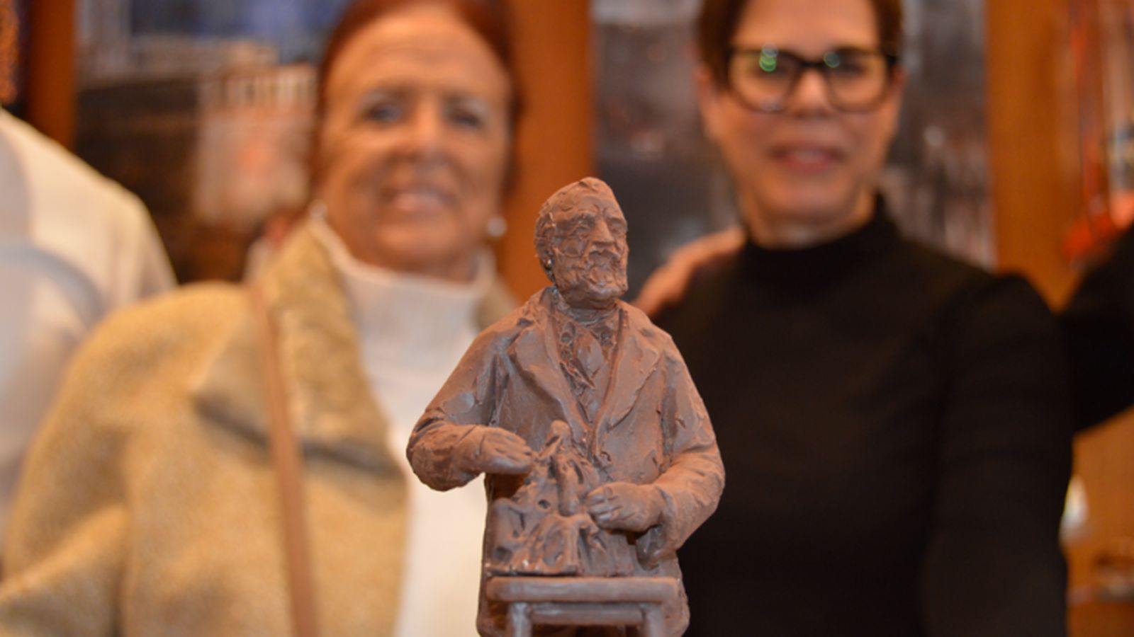 La mona se consolida como una pieza cada vez más artística y vinculada a referentes culturales.