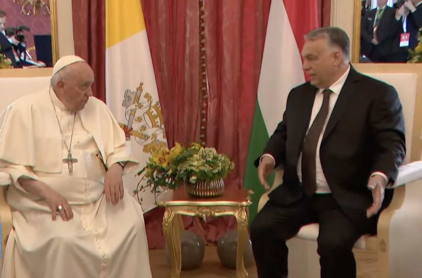Francisco y el primero ministro de Hungría, Víktor Orbán