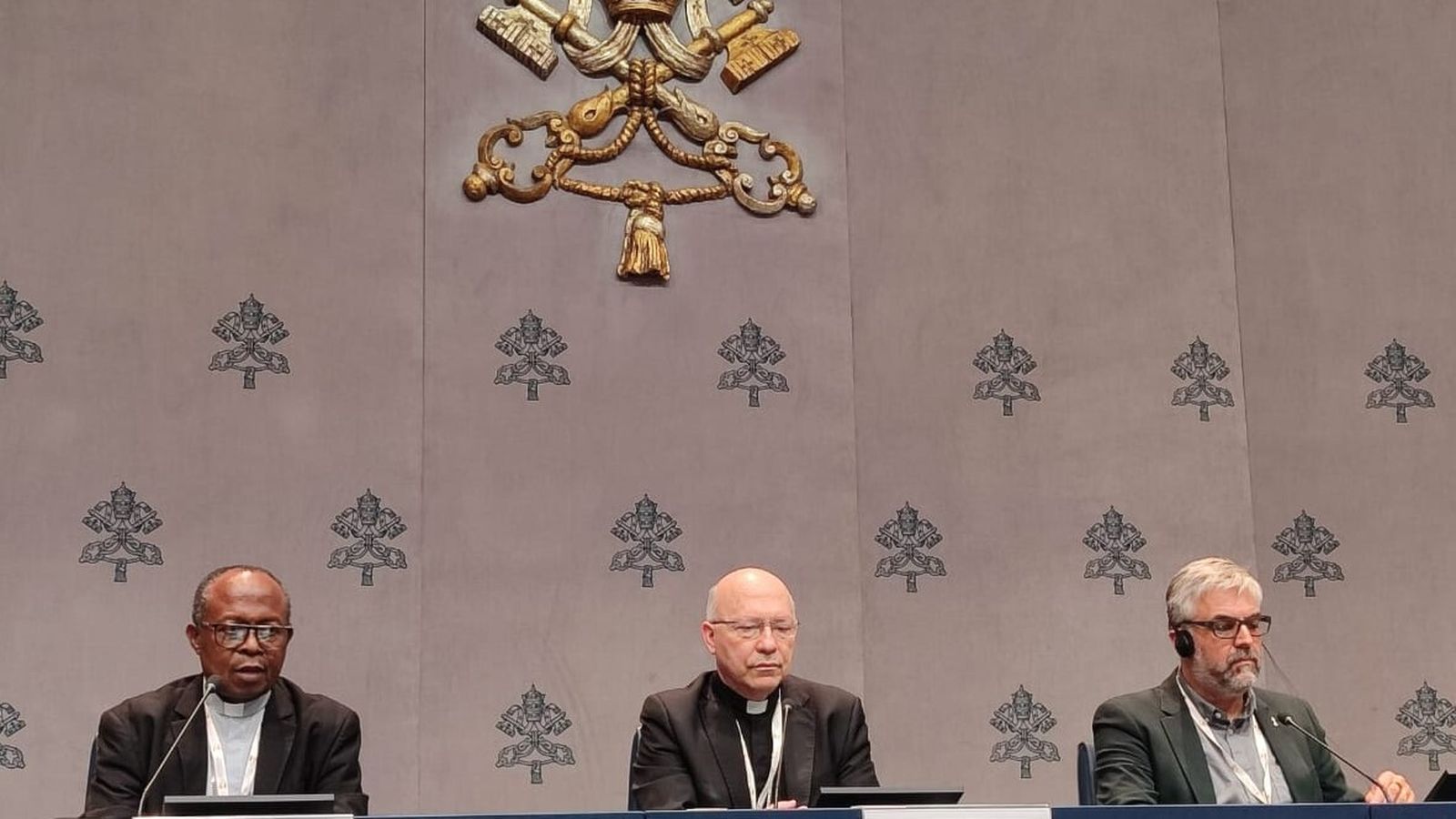 Rueda de Prensa de la Asamblea Sinodal