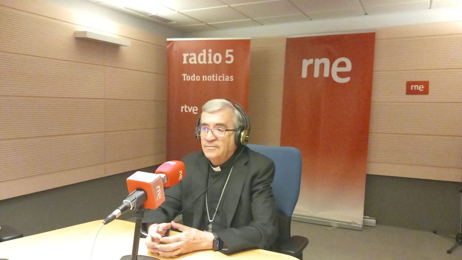 Luis Argüello entrevistado en RNE