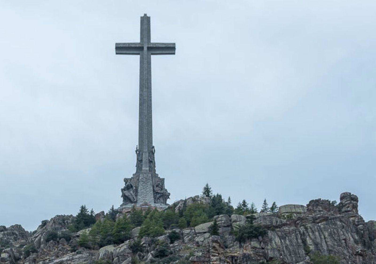 Cruz del Valle de Cuelgamuros