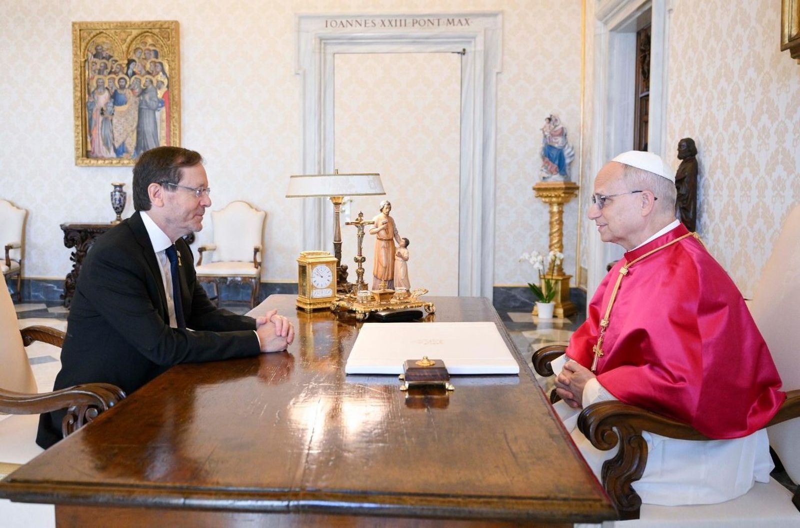 El Papa, con el presidente de Israel