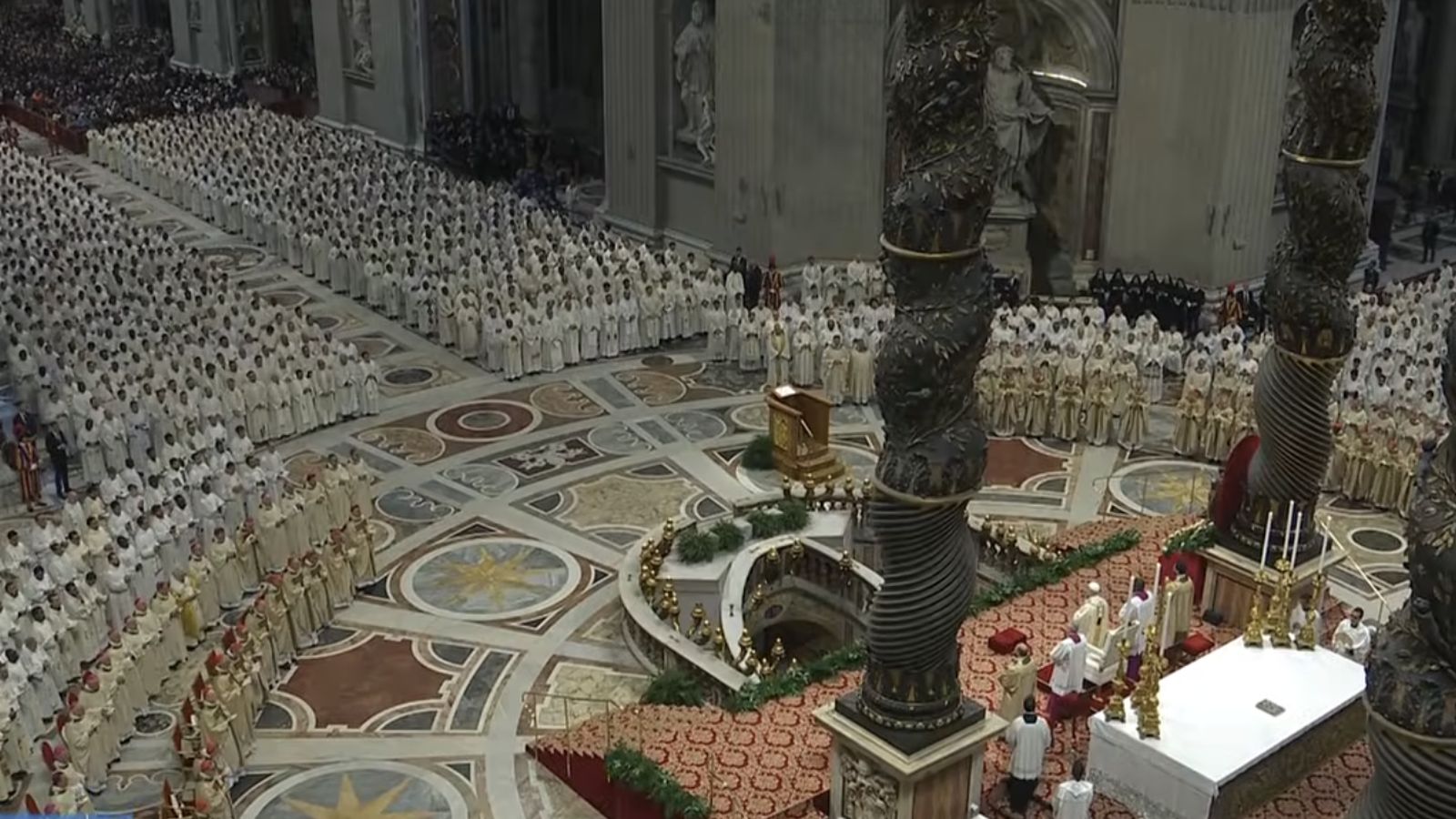 Misa Crismal en San Pedro