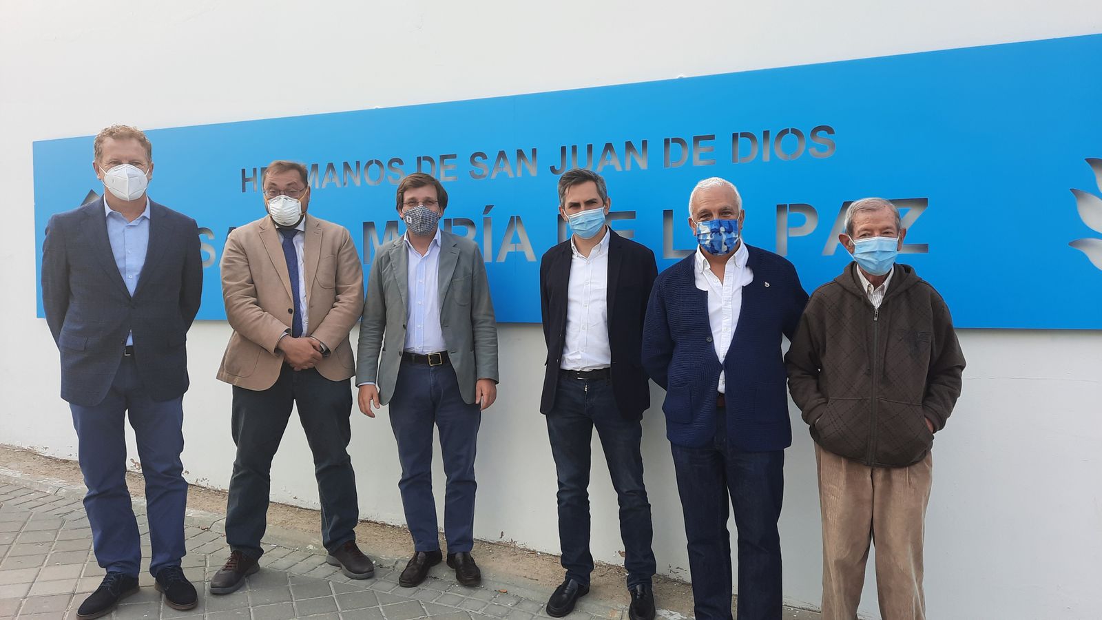 Visita del alcalde de Madrid al centro de Acogida