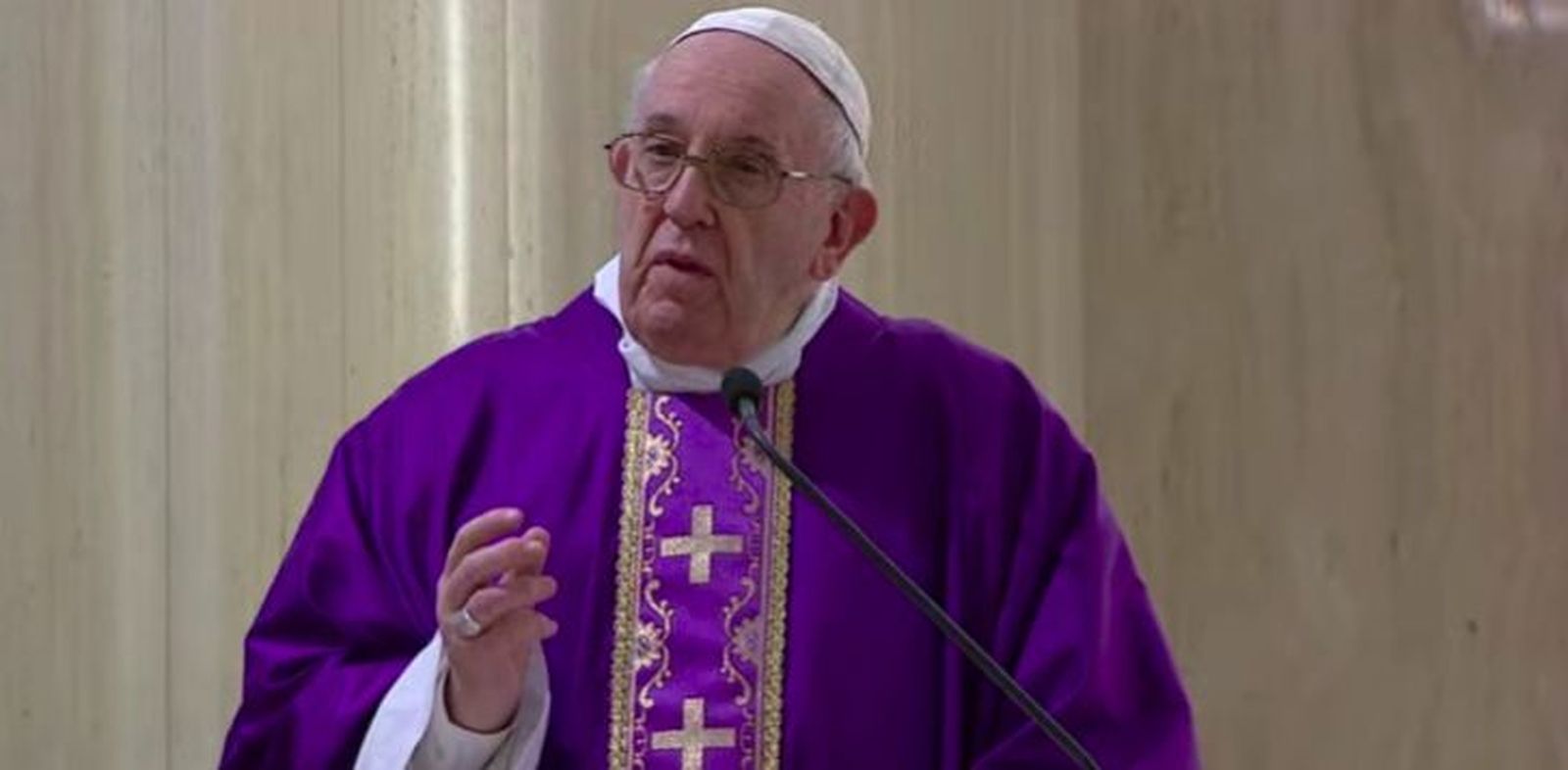 El Papa aboga por las personas sin hogar “perdidos en la ciudad” vacía por la pandemia