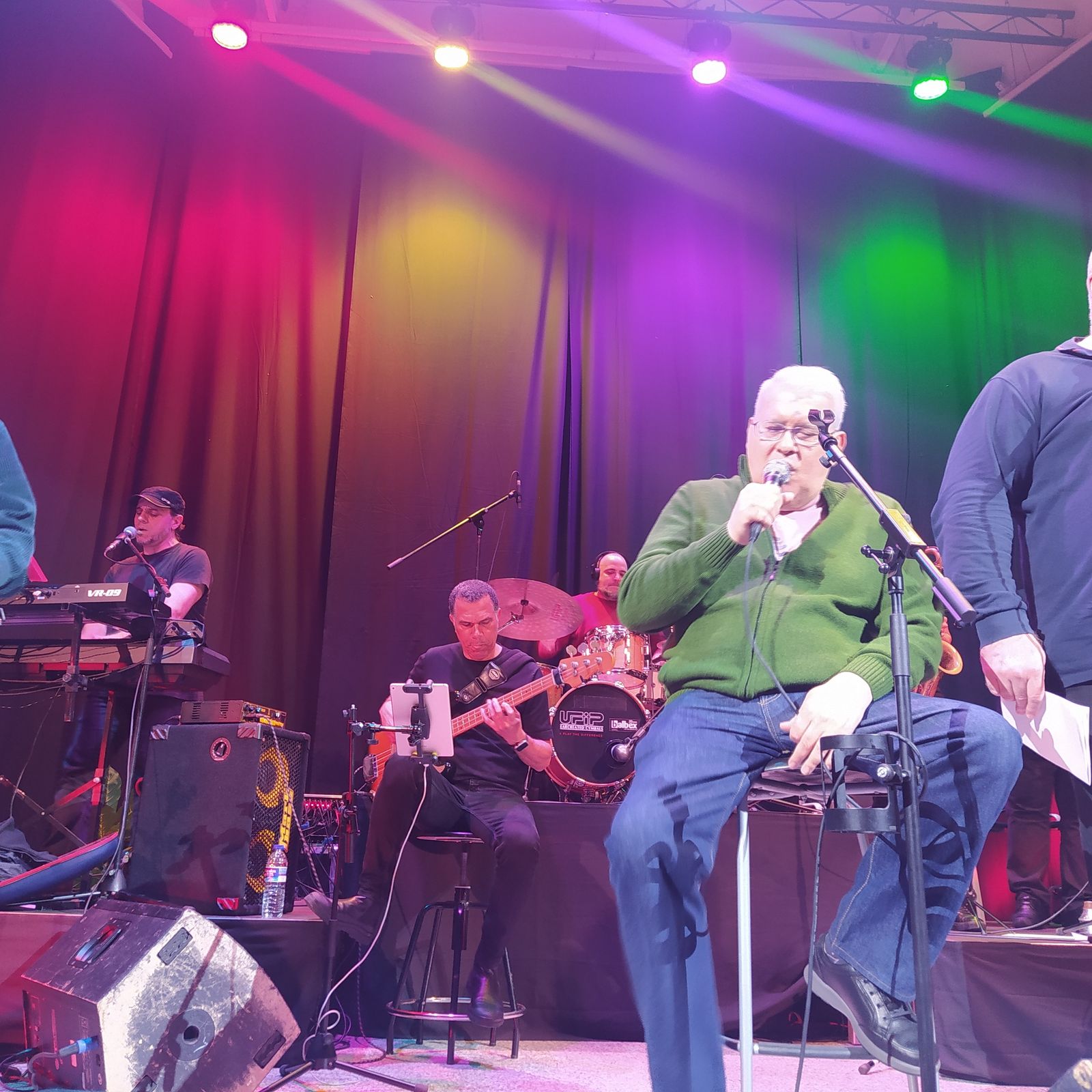 Con-versión, la versión más completa de César Hidalgo