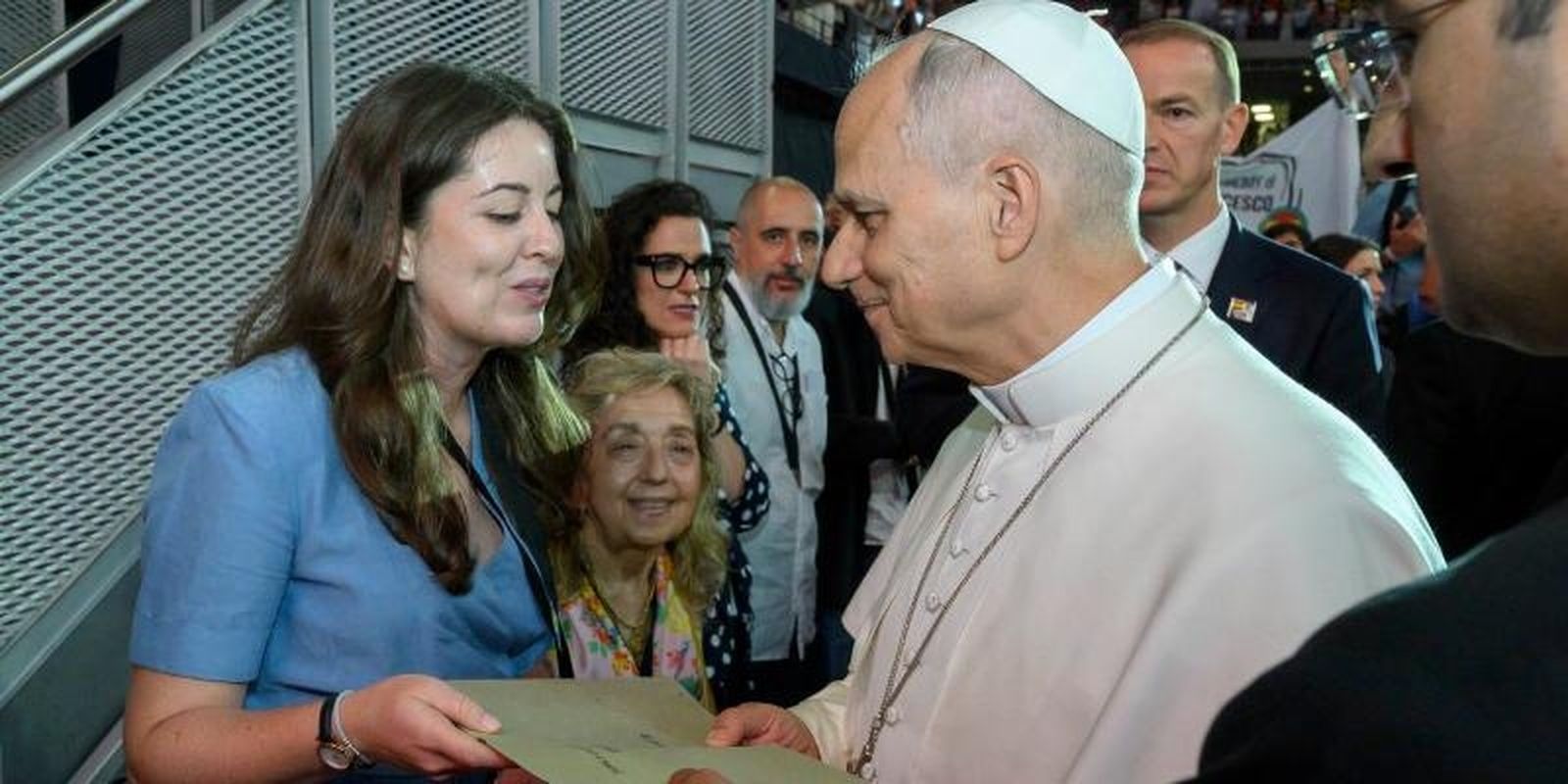 Red Fratelli entrega al papa León XIV las conclusiones del Foro Política Joven
