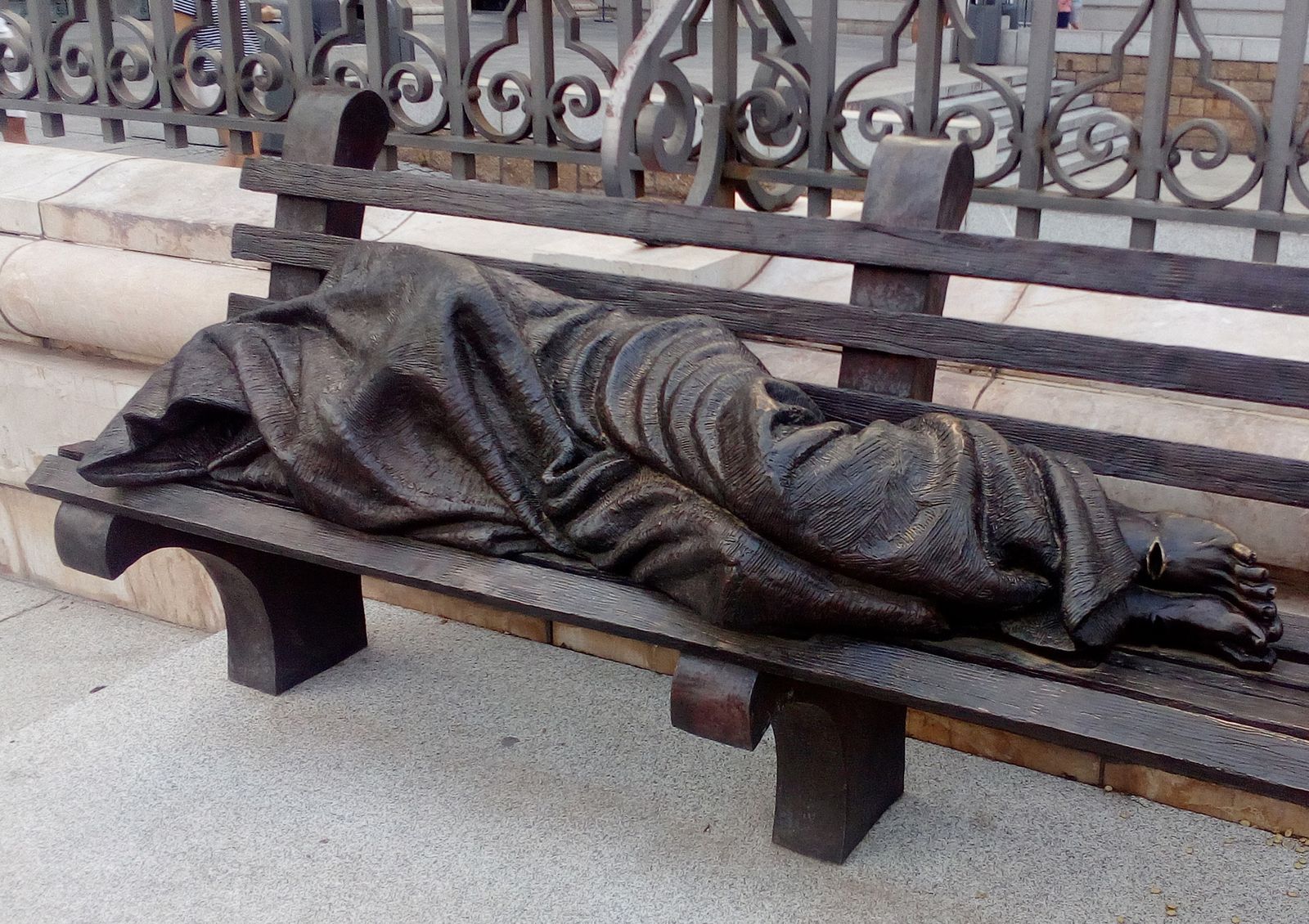 Isidoro Macías, “Padre Patera”: “La fe mueve montañas, pero los medios de comunicación pùeden mover corazones”