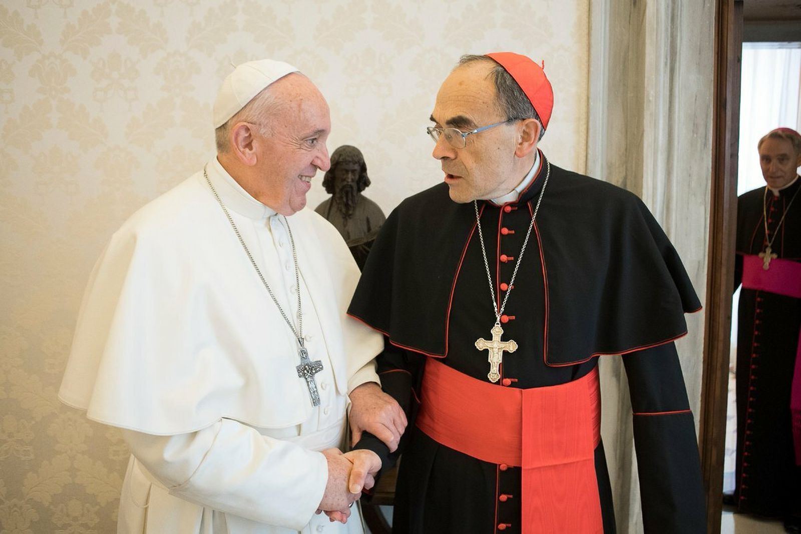 El cardenal arzobispo de Lyon, Philippe Barbarin, con el Papa