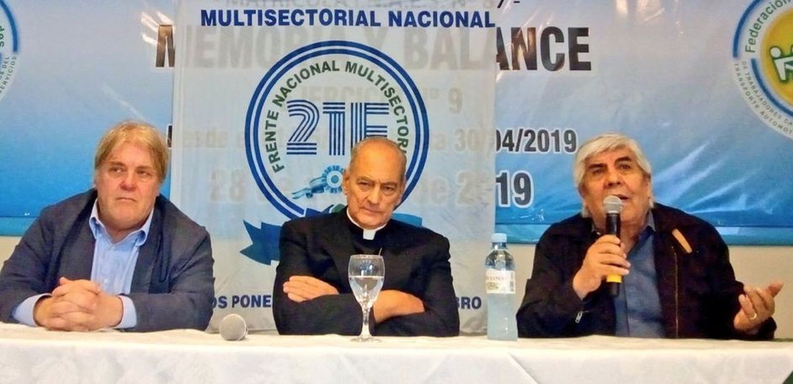 Mons. Sanchez Sorondo, Gustavo Vera y Hugo Antonio Moyano