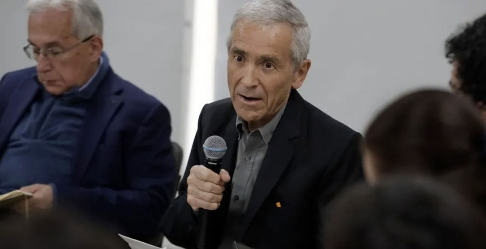 Rueda de prensa de Francisco de Roux en Colombia