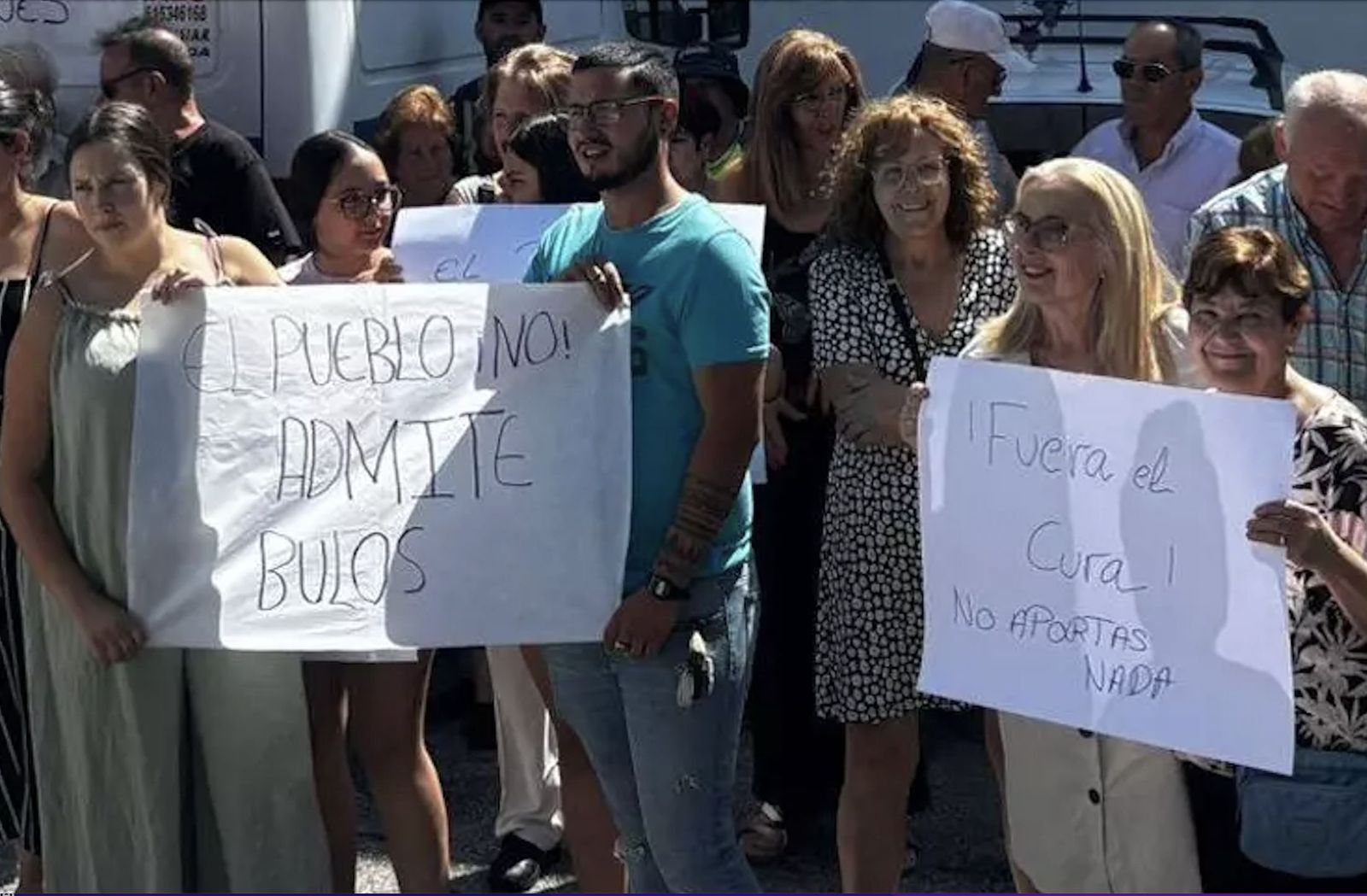 Vecinos de Trevélez piden la marcha del párroco