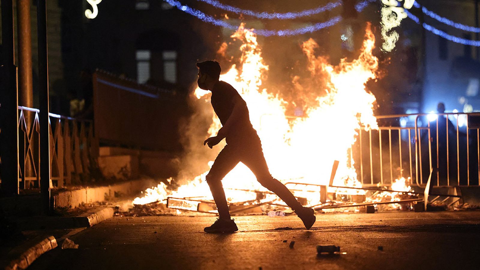 Aumenta la tensión en Tierra Santa tras una nueva noche de altercados en la explanada de las Mezquitas