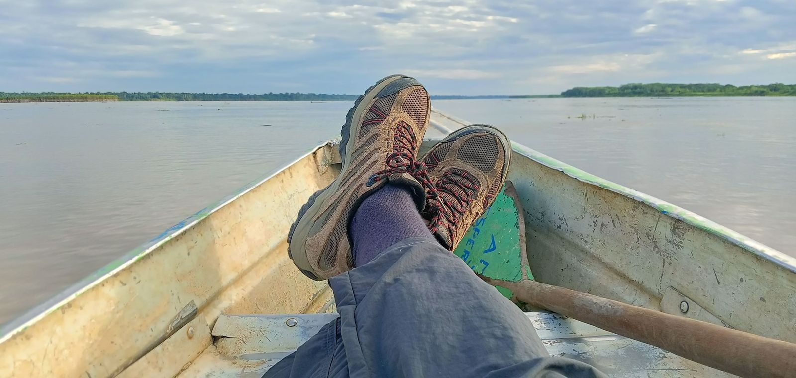 Navegando de Yanashi a Pebas