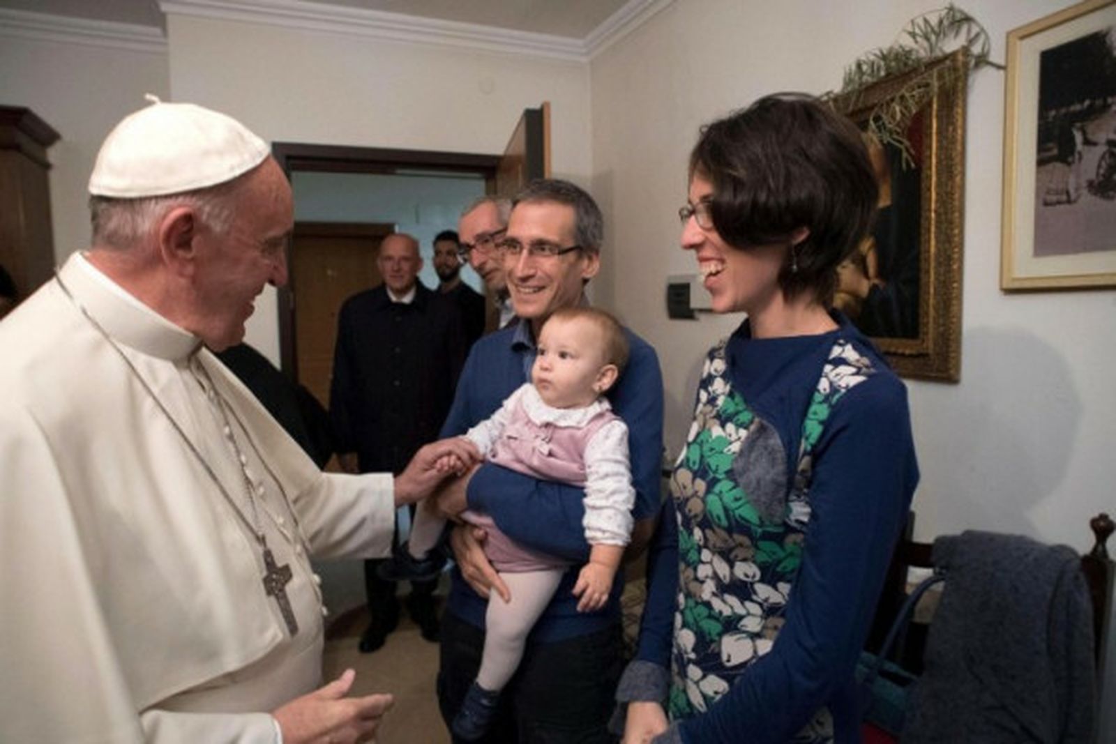 El Papa Francisco visitó a varios curas casados
