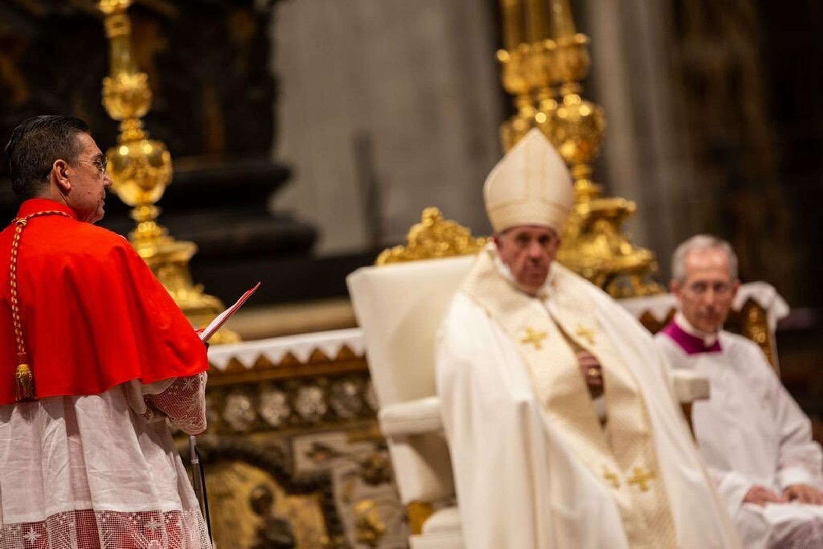 El Papa escucha hoy al neocardenal Ayuso