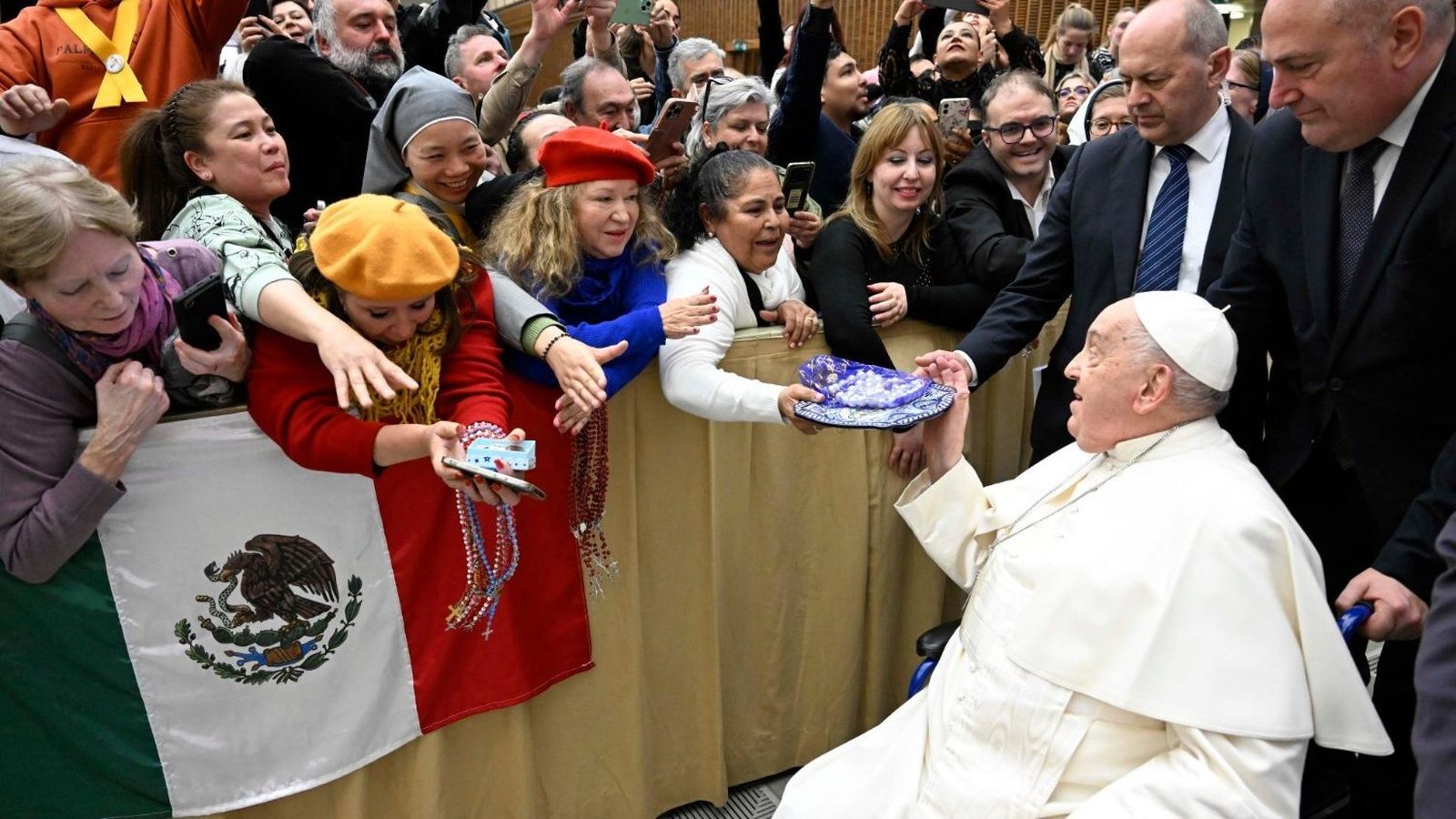 El Papa con los fieles de México en la audiencia general