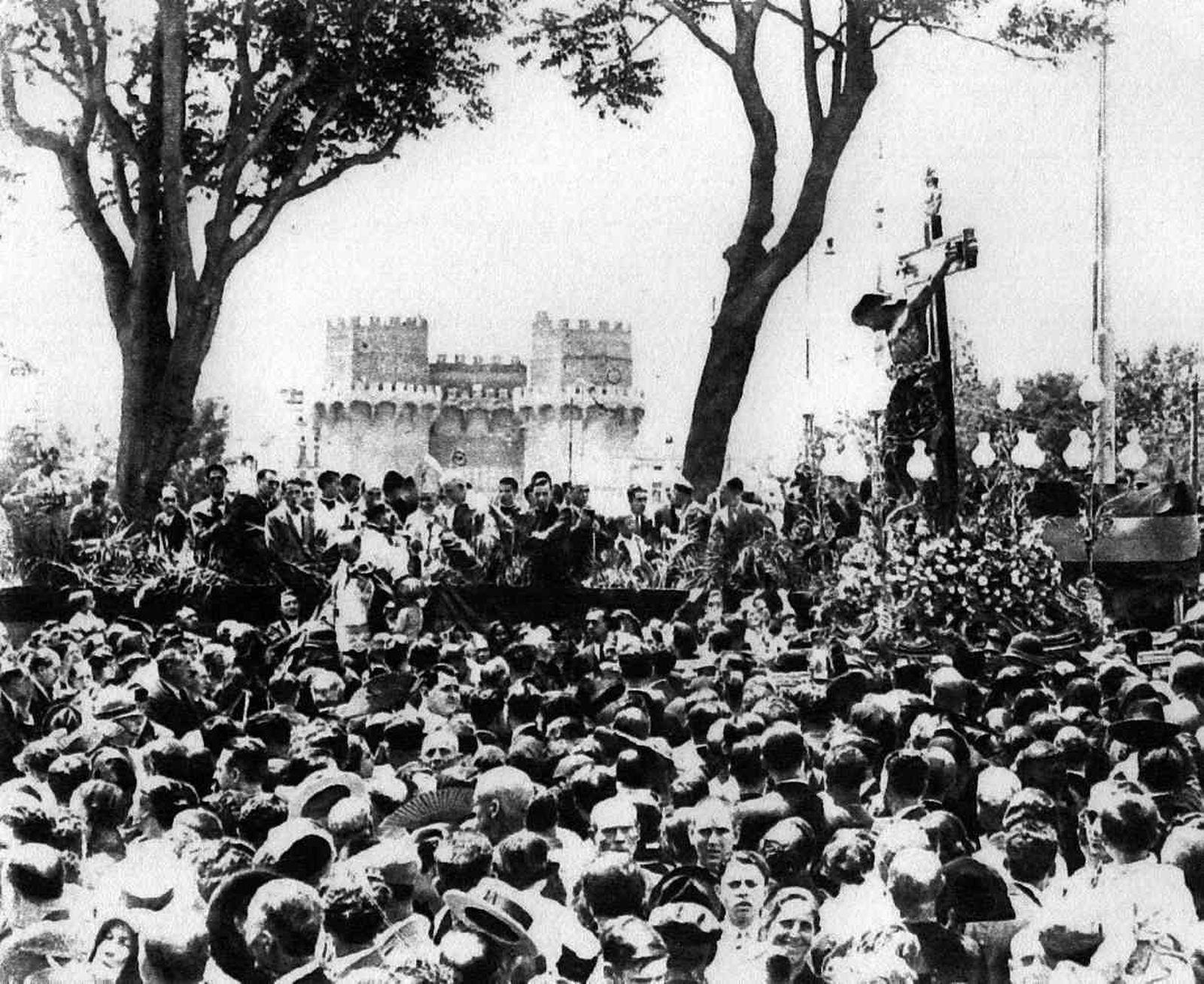 Un antigua procesión del Cristo de Argel.