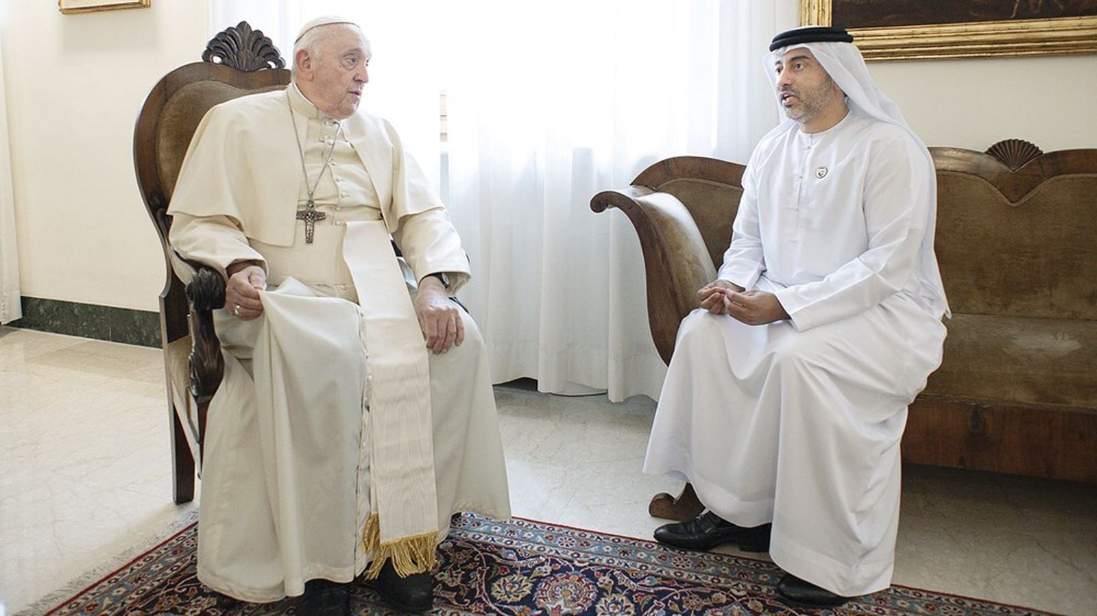El Papa Francisco, con Hamad Al Kaabi