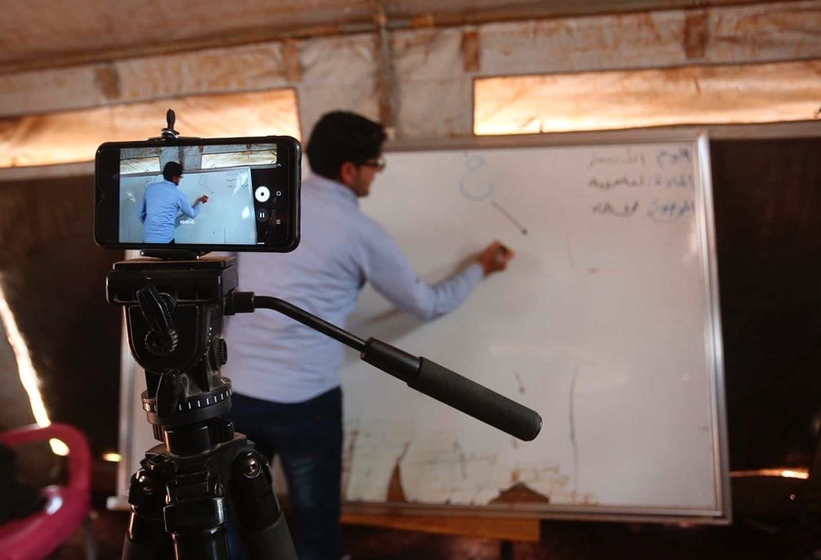 Editorial CCM: A  los maestros con cariño