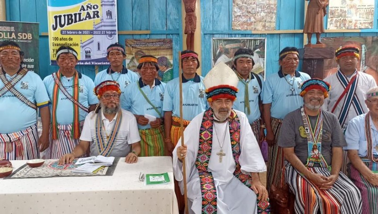 Alegría en el pueblo Achuar