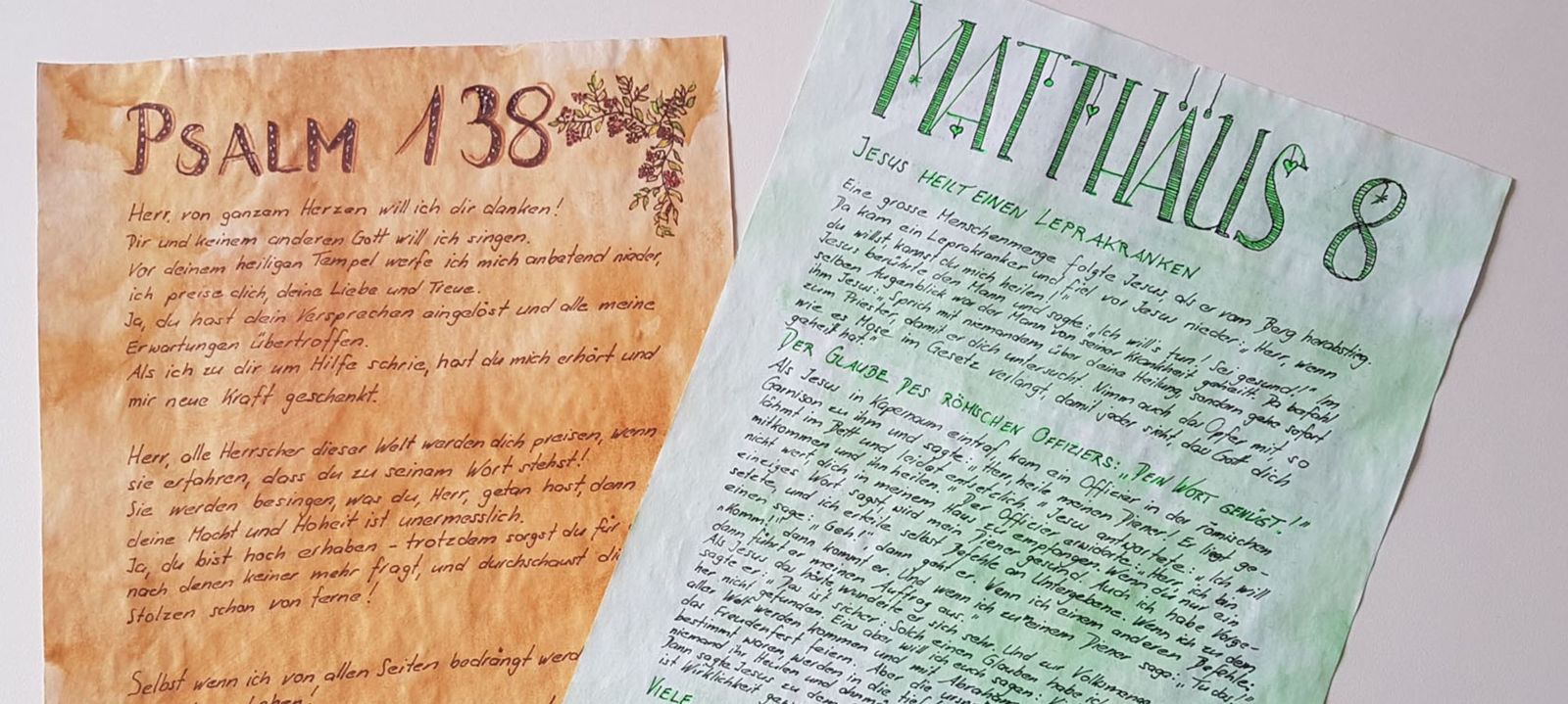 "La Biblia del Corona", en diferentes letras