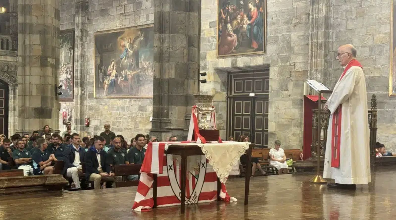 El Athletic, ante la Virgen de Begoña