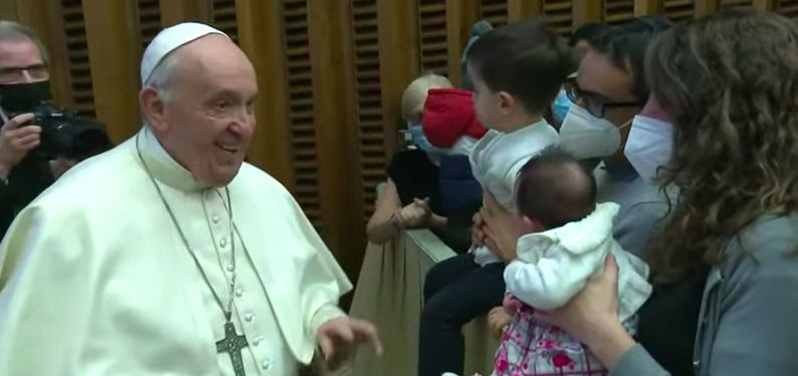 Francisco, con los empleados vaticanos