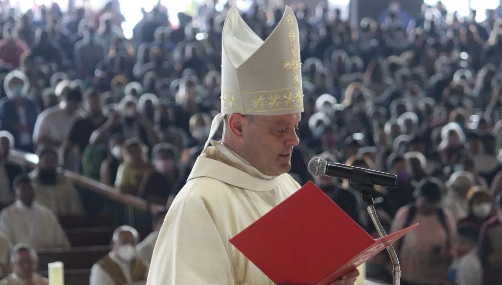 Mons. Acero Pérez en su ordenación episcopal