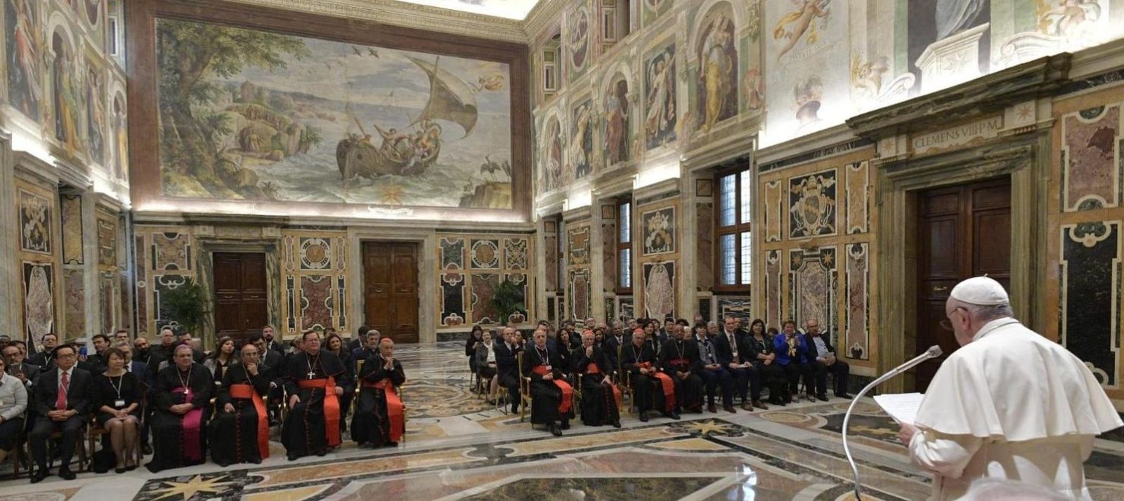 Pap y dicasterio de Laicos, Familia y Vida