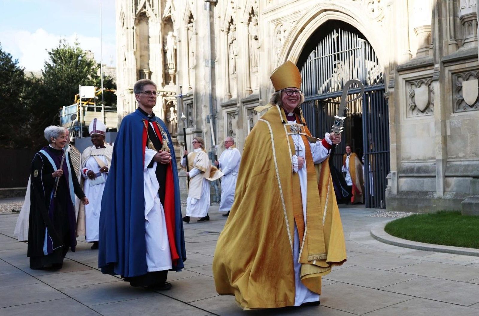 Toma de posesión oficial de la nueva arzobispa de Canterbury, Sarah Mullaly