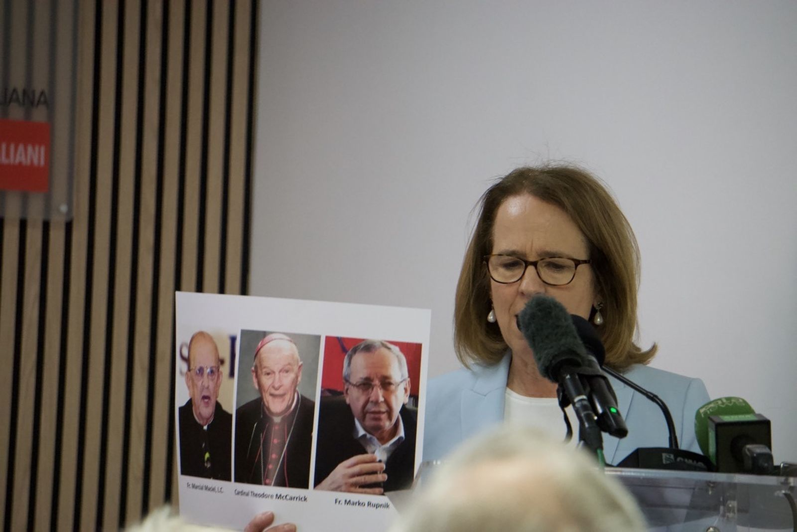 Hablan las víctimas de Rupnik