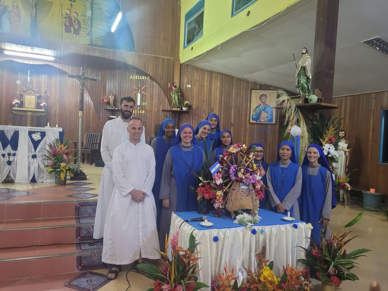 La comunidad del Instituto del Verbo Encarnado en Papúa-Nueva Guinea