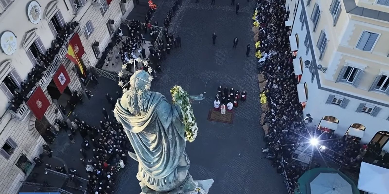 León XIV, a los pies de la Inmaculada