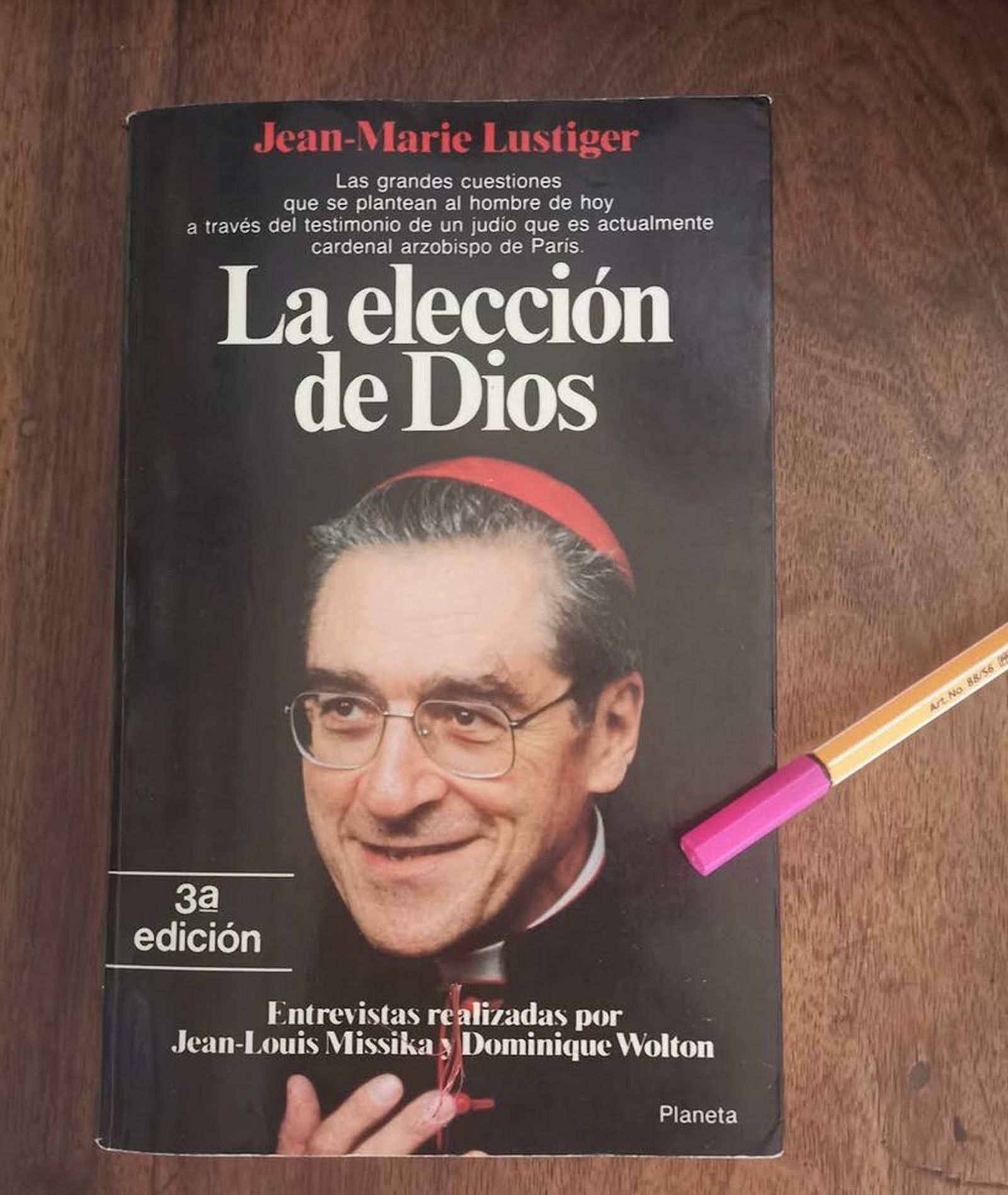 Libro sobre Lustiger