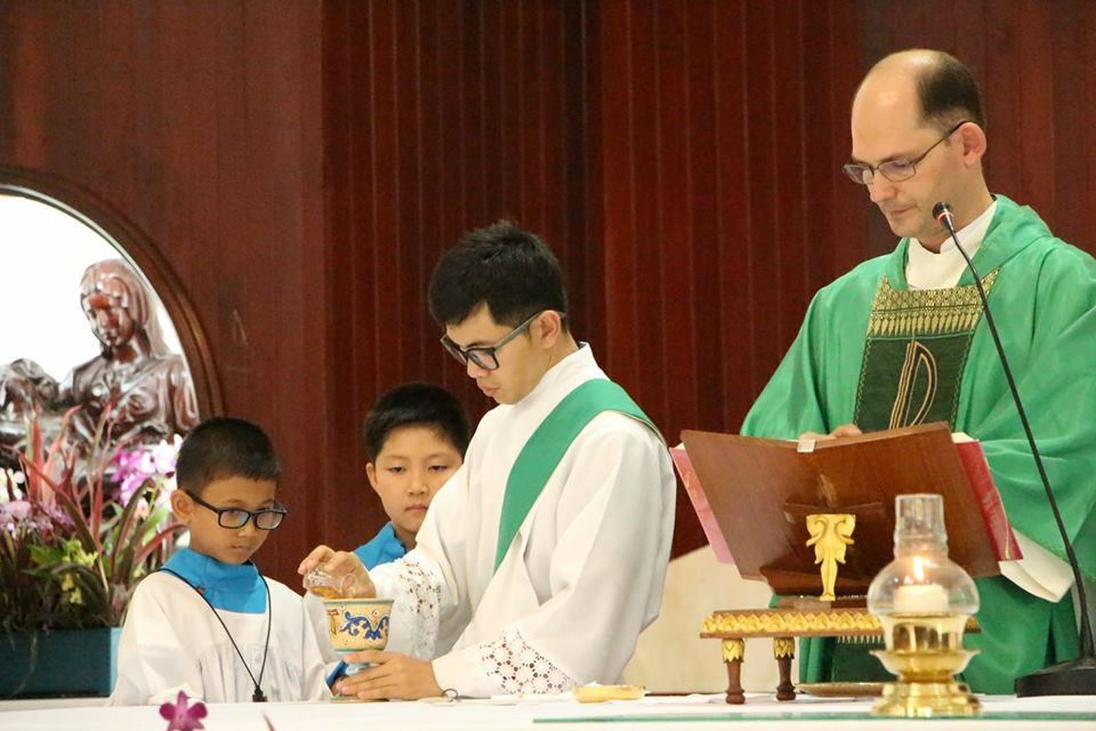 El padre Daniele Mazza, misionero en Tailandia