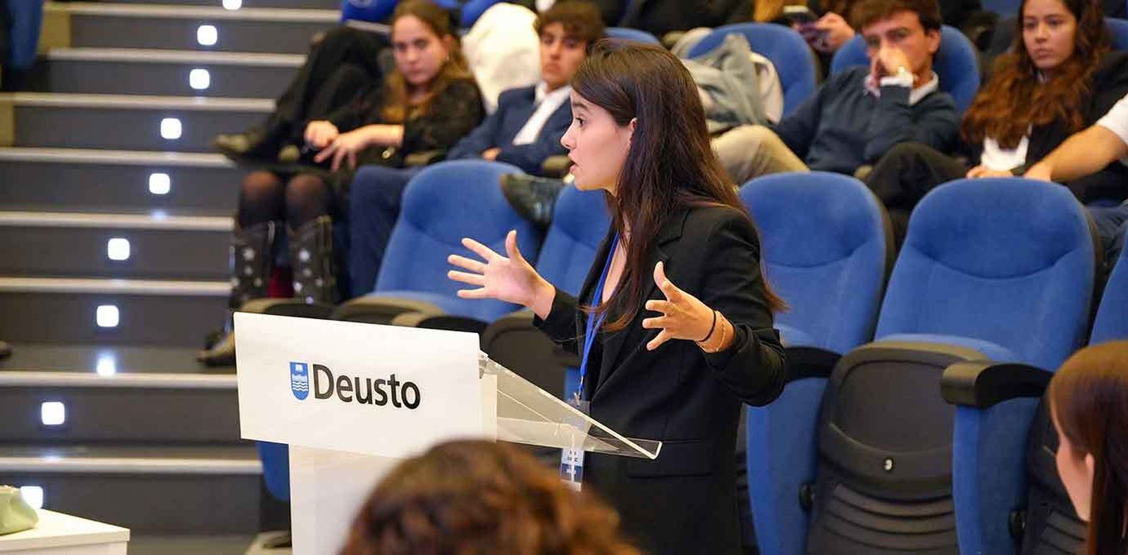 Liga debate en Deusto