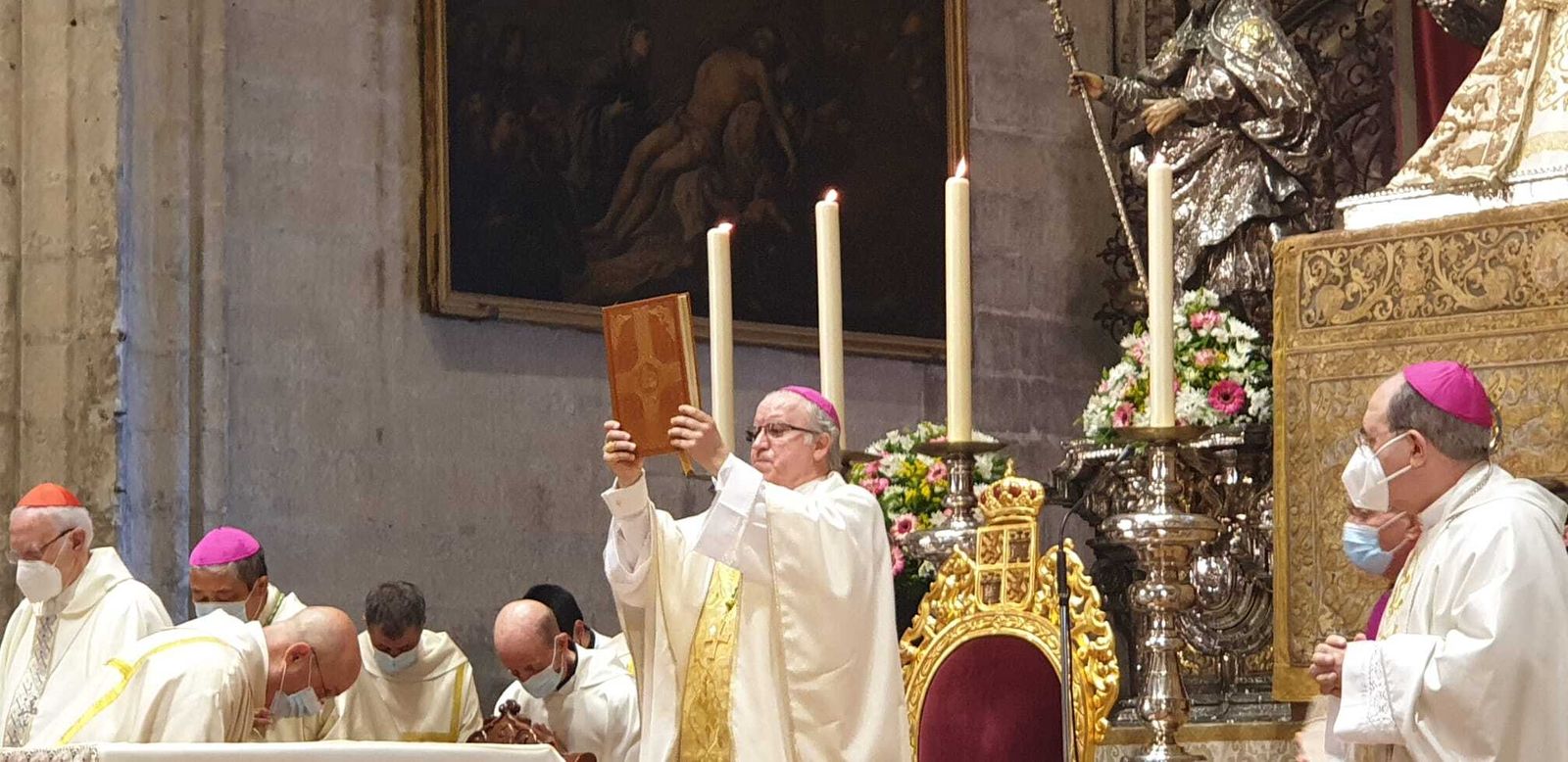 Sáiz Meneses ya es arzobispo de Sevilla