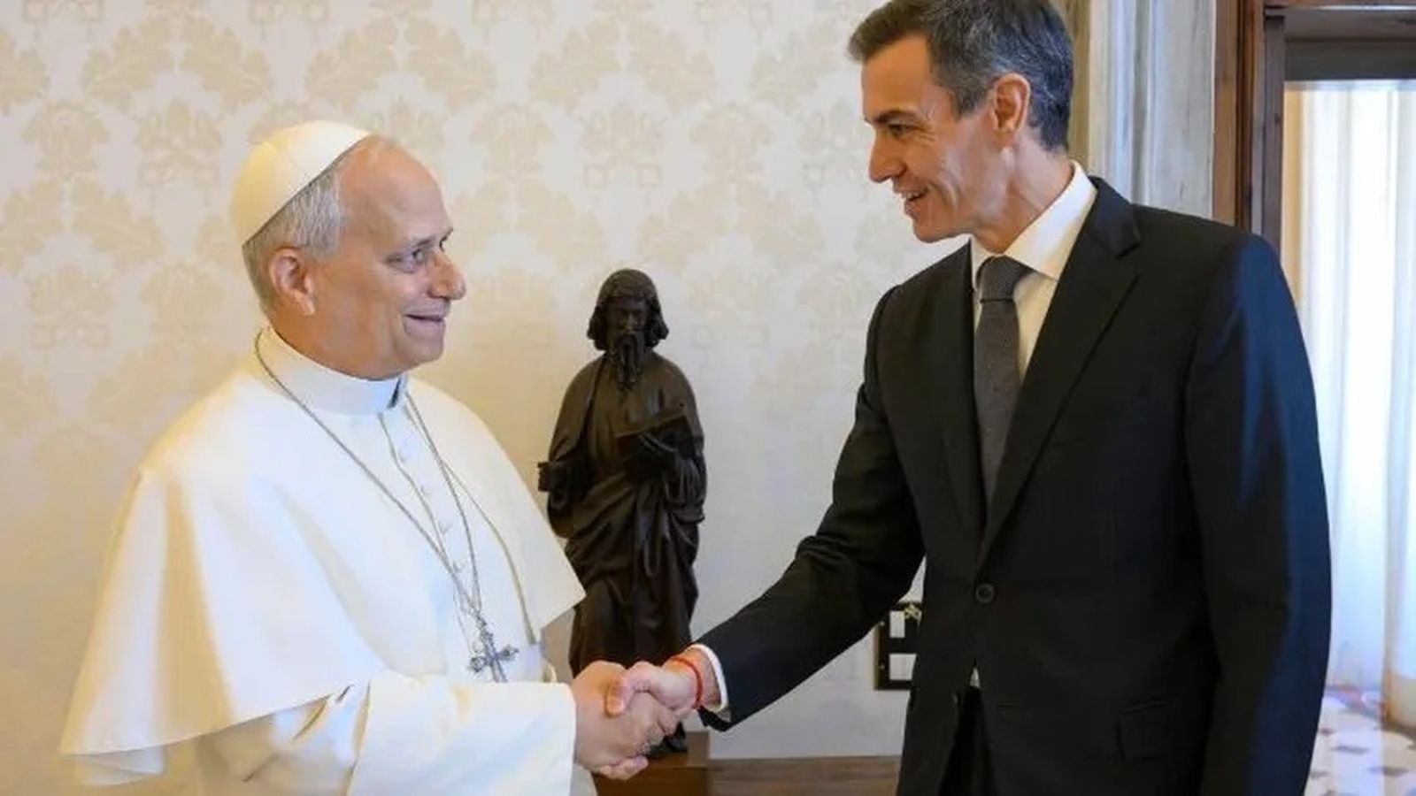 León XIV y Pedro Sánchez