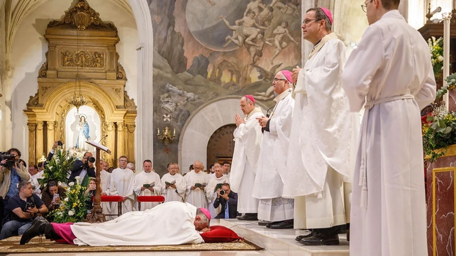 Monseñor Ángel Román, ordenación episcopal
