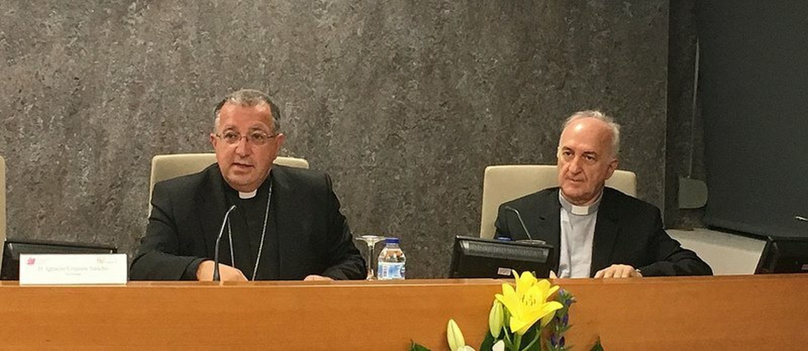 El obispo de Getafe clausura el XXV Curso de DSI en la Fundación Pablo VI