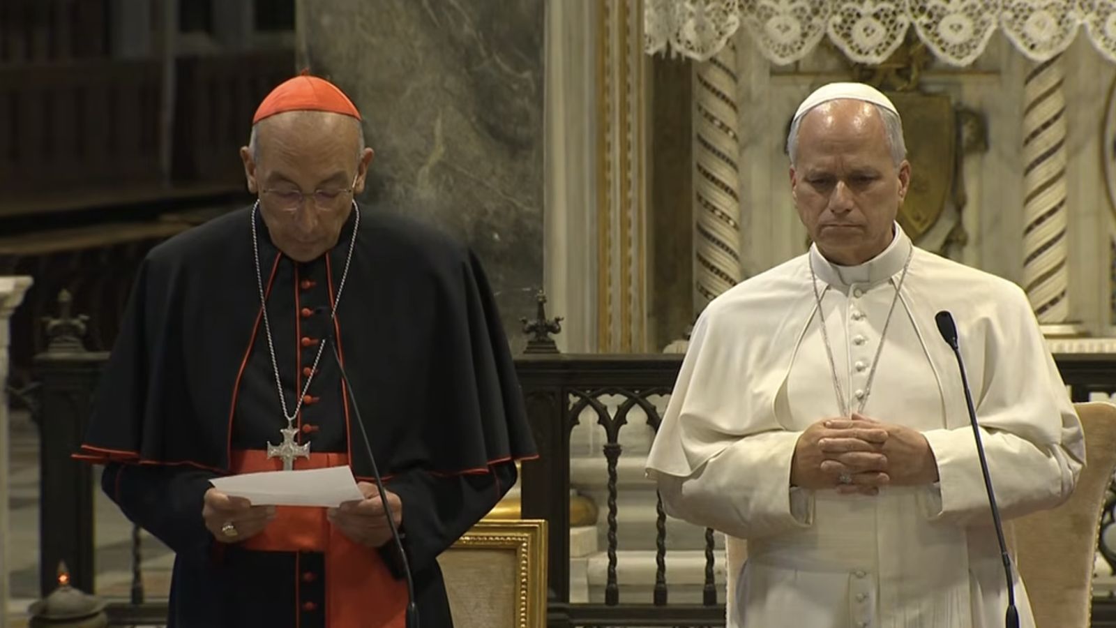 El Papa y el cardenal Reina