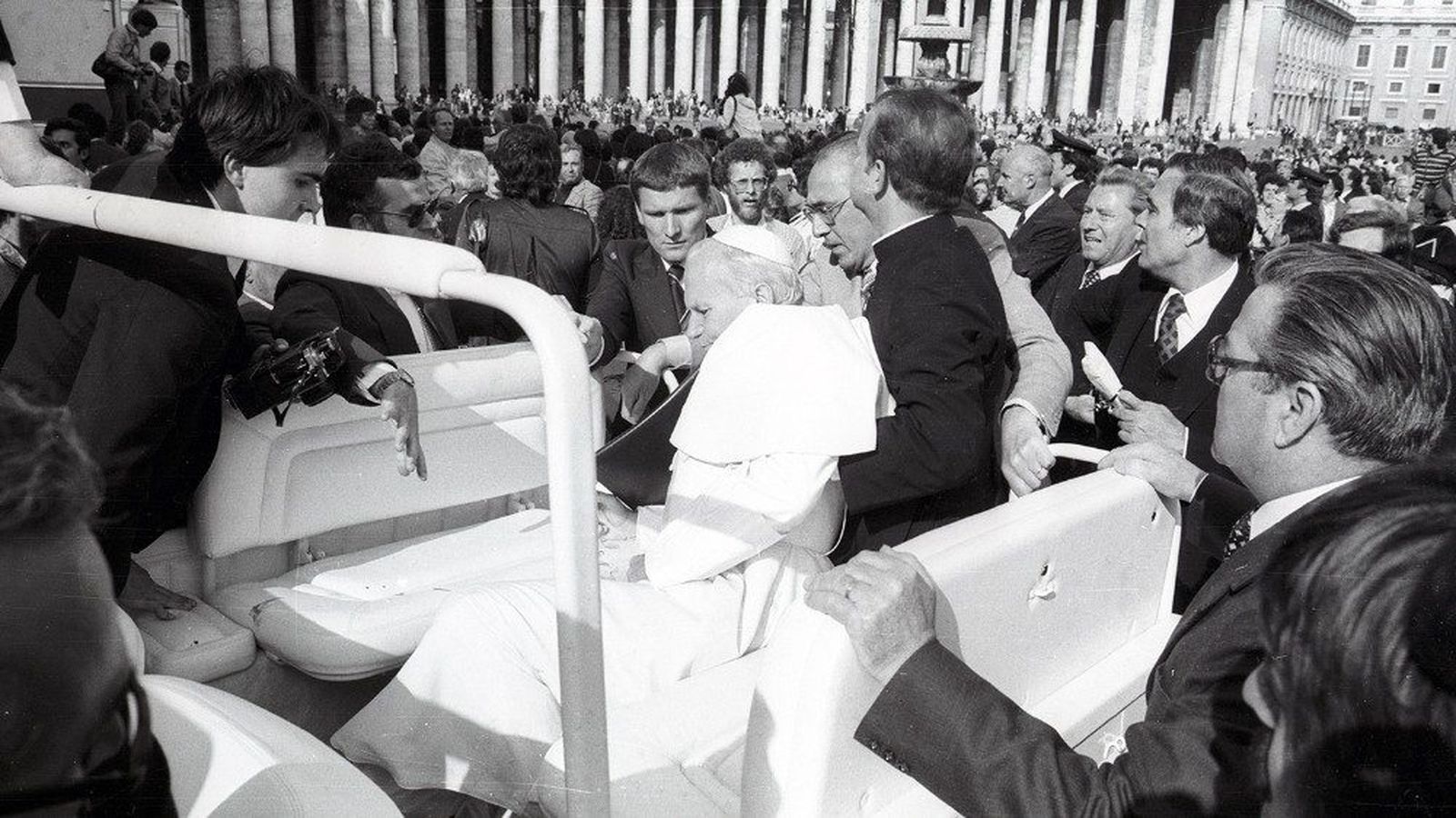 Atentado a Juan Pablo II en la Plaza de san Pedro. 1981