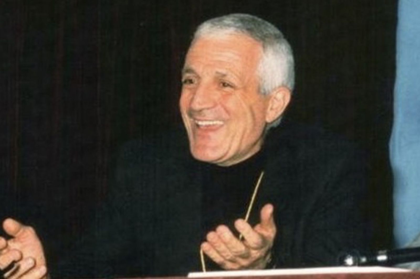 El obispo Tonino Bello