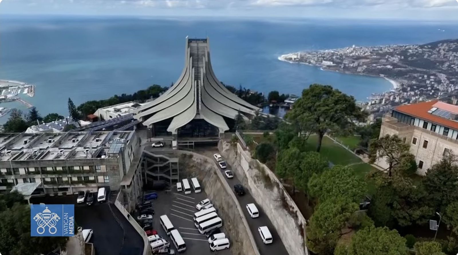 Santuario de Nuestra Señora del Líbano en Harissa