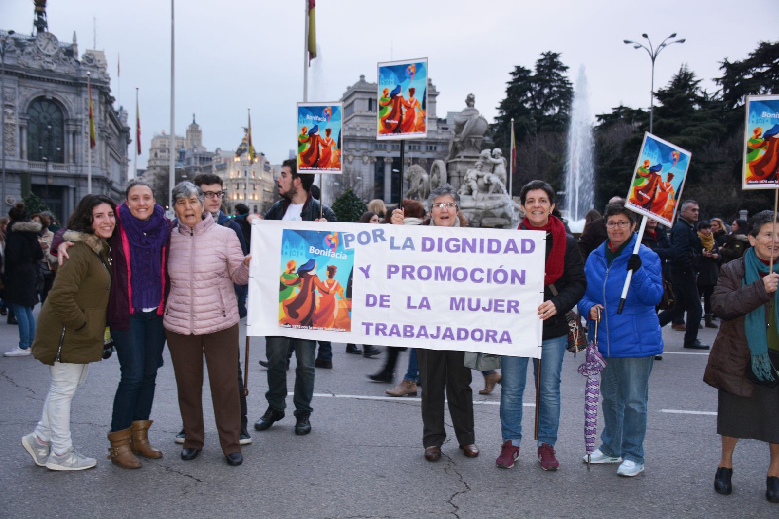 Sor Carmen, manifestándose en Madrid