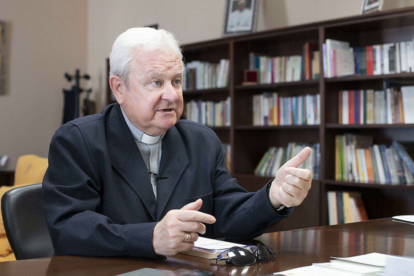 El obispo auxiliar de Valencia, monseñor Javier Salinas